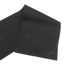 Load image into Gallery viewer, 名古屋帯 ポリエステル 黒色ｘオレンジ色ｘ金色 金糸 風景文様 お太鼓柄 仕立て上がり 着物帯 長さ335cm