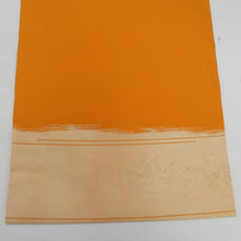 Load image into Gallery viewer, 名古屋帯 正絹 黄色ｘ金色ｘ多色 絵皿に花紋様 お太鼓柄 金糸 仕立て上がり 着物帯 長さ362cm