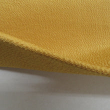 Load image into Gallery viewer, 名古屋帯 人間国宝 木村雨山 加賀友禅 落款入り 作家物 お太鼓柄 辛子色ｘ多色 ウズラ柄 正絹 長さ360cm