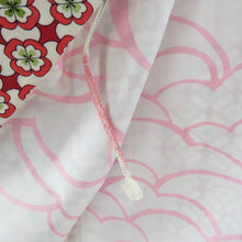 画像をギャラリービューアに読み込む, ウール着物 アンサンブル 着物と羽織2点セット 単衣 赤色ｘ白色x黄緑 小花模様 バチ衿 カジュアルきもの 普段着物 仕立て上がり 身丈156cm