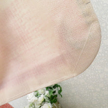 画像をギャラリービューアに読み込む, ウール着物 単衣 オフホワイト×赤 格子市松柄 バチ衿 カジュアルきもの 普段着物 仕立て上がり ウールきもの 身丈156.2cm