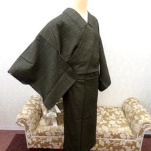 画像をギャラリービューアに読み込む, 小紋 アンティーク着物 正絹 袷 黒×金銀 幾何学調柄 バチ衿 昔着物 きものリメイク 和洋ミックスコーデ 身丈140cm