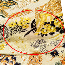 Load image into Gallery viewer, 半幅帯 アンティーク 絹 ベージュ×多色 風景 家屋 御所車柄 半巾帯 レトロ 昔帯 カジュアル 和洋ミックス 長さ308cm