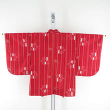 画像をギャラリービューアに読み込む, ウール着物 アンサンブル 着物と羽織2点セット 単衣 赤色ｘ黄色 縞に絣と燕模様 バチ衿 小さいサイズ カジュアルきもの 普段着物 仕立て上がり 身丈145cm