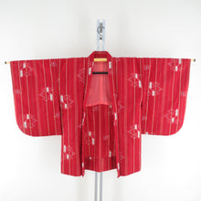 画像をギャラリービューアに読み込む, ウール着物 アンサンブル 着物と羽織2点セット 単衣 赤色ｘ黄色 縞に絣と燕模様 バチ衿 小さいサイズ カジュアルきもの 普段着物 仕立て上がり 身丈145cm