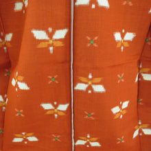 画像をギャラリービューアに読み込む, ウール着物 単衣 茶色ｘ黄色 蝶々模様 バチ衿 カジュアルきもの 普段着物 仕立て上がり 身丈156cm