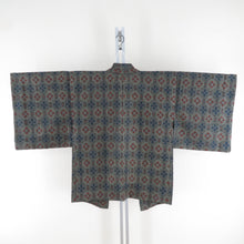 画像をギャラリービューアに読み込む, ウール着物 アンサンブル 着物と羽織2点セット 単衣 黒色ｘ灰色ｘ紺色ｘオレンジ色 幾何学模様 バチ衿 カジュアルきもの 普段着物 仕立て上がり 身丈160cm