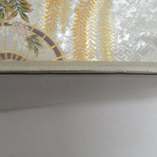 Load image into Gallery viewer, 袋帯 正絹 シルバーｘ薄紫ｘ多色 金糸銀糸 和傘に桜と藤紋様 観花の調 六通柄 シルバー系 仕立て上がり フォーマル 着物帯 長さ440cm