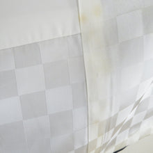 Load image into Gallery viewer, 子供着物 男の子用 子供きもの 一つ身 襦袢セット 鷲に松文 黒色ｘ緑色 金糸 刺繍入り 正絹 5歳 フォーマル 子供着物 男児 七五三 祝着 身丈49.5cm