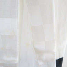 Load image into Gallery viewer, 子供着物 男の子用 子供きもの 一つ身 襦袢セット 鷲に松文 黒色ｘ緑色 金糸 刺繍入り 正絹 5歳 フォーマル 子供着物 男児 七五三 祝着 身丈49.5cm