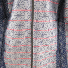 画像をギャラリービューアに読み込む, ウール着物 アンサンブル 着物と羽織2点セット 単衣 紺色ｘ青色ｘ灰色ｘ赤色 麻の葉模様 広衿 カジュアルきもの 普段着物 仕立て上がり 身丈153cm