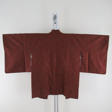 画像をギャラリービューアに読み込む, 紬 着物 アンサンブル 着物と羽織2点セット 袷 黒色ｘ赤オレンジ色 幾何学模様 広衿 カジュアルきもの 普段着物 仕立て上がり 身丈160cm