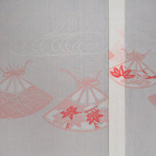 画像をギャラリービューアに読み込む, 紬 着物 アンサンブル 着物と羽織2点セット 袷 黒色ｘ赤オレンジ色 幾何学模様 広衿 カジュアルきもの 普段着物 仕立て上がり 身丈160cm