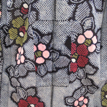 画像をギャラリービューアに読み込む, 浴衣 絞り浴衣 紺色ｘ白色xピンク色ｘ黄色 花模様 仕立て上がり 夏物 女性用ゆかた 綿100% レディース 夏祭り 花火大会 身丈153cm