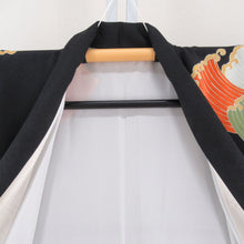 画像をギャラリービューアに読み込む, 訪問着 袷 黒色ｘ多色 波模様 金コマ 刺繍入り 紋無し 広衿 正絹 仕立て上がり着物 身丈160cm