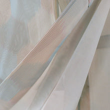 画像をギャラリービューアに読み込む, 小紋 夏物 紗単衣 夏着物 紗 バチ衿 絹 薄緑色ｘ薄黄色ｘ多色 亀甲模様 仕立て上がり 身丈155cm