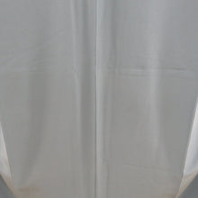Load image into Gallery viewer, 色無地 袷 グレーブルー色 一つ紋 違い鷹の羽紋 正絹 バチ衿 作家物 落款入り 仕立て上がり着物 フォーマル 身丈154cm