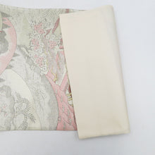 画像をギャラリービューアに読み込む, 袋帯 西陣織 銀糸 銀色ｘピンク色 寺院風景文様 六通柄 未仕立て 正絹 証紙付き カジュアル 着物帯 長さ424cm