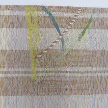 画像をギャラリービューアに読み込む, 袋帯 洒落袋帯 すくい織り 芝に霞文様 ベージュ色ｘ茶色ｘ緑色ｘ多色 お太鼓柄 正絹 金糸銀糸 カジュアル 着物帯 長さ452cm