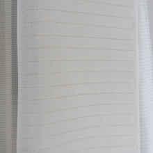 Load image into Gallery viewer, 襦袢 夏用 ポリエステル 絽 単衣 薄物 夏物 半衿付き 白色 広衿 フォーマル カジュアル 身丈135.5cm