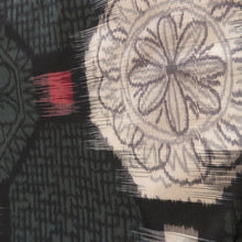 画像をギャラリービューアに読み込む, アンティーク 銘仙 昔着物 深緑地 白×黄×赤 袷 バチ衿 正絹 仕付け糸付き 昔きもの レトロモダン 明治・大正ロマン 身丈153.6cm