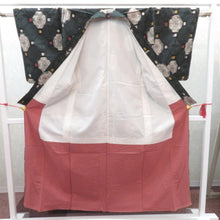 画像をギャラリービューアに読み込む, アンティーク 銘仙 昔着物 深緑地 白×黄×赤 袷 バチ衿 正絹 仕付け糸付き 昔きもの レトロモダン 明治・大正ロマン 身丈153.6cm