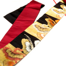 Load image into Gallery viewer, 名古屋帯 アンティーク帯 昔名古屋帯 黒×赤×金 松 ブロックチェック 別誂 大嶋織 レトロ 大正ロマン 市松 長さ328.5cm