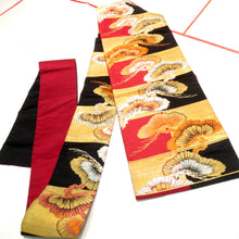 Load image into Gallery viewer, 名古屋帯 アンティーク帯 昔名古屋帯 黒×赤×金 松 ブロックチェック 別誂 大嶋織 レトロ 大正ロマン 市松 長さ328.5cm