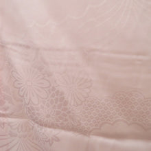 Load image into Gallery viewer, 子供着物 女の子用 四つ身 襦袢セット オレンジ×オフホワイト×金彩 御所車 波 古典柄 単衣 ポリエステル 子供きもの 女児 七五三 祝着 身丈117cm