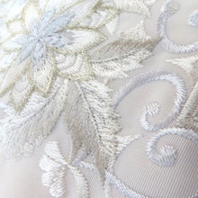 Load image into Gallery viewer, 袋帯 振袖用 目玉品 帯＆重ね衿＆刺繍半衿 3点セット 黒ｘ金銀ｘ多色 小桜・植物文様 六通柄 正絹 仕立て上がり 着物帯 長さ442.6cm