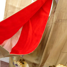 画像をギャラリービューアに読み込む, 訪問着 昔 アンティーク 昔着物 薄茶×多色 花々 金コマ刺繍 広衿 正絹 昔きもの レトロ 明治・大正ロマン 和洋ミックス 身丈155.5cm