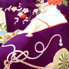 Load image into Gallery viewer, 羽織 アンティーク 昔長羽織 正絹 紫×多色 扇 花車 花々 昔 レトロモダン 明治・大正ロマン ちりよけ 上着 身丈99.5cm
