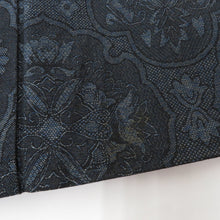 画像をギャラリービューアに読み込む, ウール着物 単衣 濃紺×赤 華文調 バチ衿 カジュアルきもの 普段着物 仕立て上がり ウールきもの 和洋ミックス 身丈156.2cm