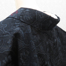 画像をギャラリービューアに読み込む, ウール着物 単衣 濃紺×赤 華文調 バチ衿 カジュアルきもの 普段着物 仕立て上がり ウールきもの 和洋ミックス 身丈156.2cm
