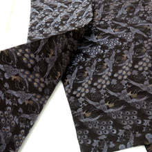 画像をギャラリービューアに読み込む, 丸帯 アンティーク帯 昔 黒×グレー茶 花 鳳凰 全通 昔帯 正絹 レトロモダン 明治・大正ロマン 長さ388cm