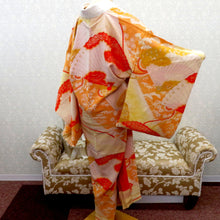 Load image into Gallery viewer, 昔襦袢 金コマ刺繍入 裏面紅絹