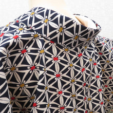 Load image into Gallery viewer, ウール着物 単衣 紺地 白×赤×黄色 麻の葉七宝調 バチ衿 カジュアルきもの 普段着物 仕立て上がり ウールきもの 和洋ミックス 身丈151.4cm