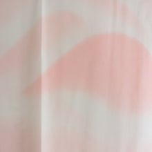 画像をギャラリービューアに読み込む, 襦袢 正絹 ぼかし 遠山模様 薄ピンク色ｘクリーム色 広衿 カジュアル セミフォーマル 身丈131.5cm