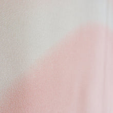 画像をギャラリービューアに読み込む, 襦袢 正絹 ぼかし 遠山模様 薄ピンク色ｘクリーム色 広衿 カジュアル セミフォーマル 身丈131.5cm