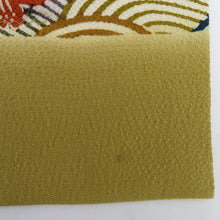 画像をギャラリービューアに読み込む, 名古屋帯 染め模様 縮緬 辛子色ｘ多色 波に桜と紅葉文様 全通柄 正絹 カジュアル 着物帯 長さ362cm