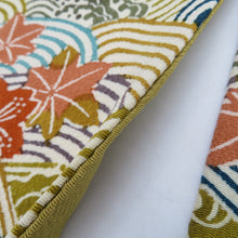 画像をギャラリービューアに読み込む, 名古屋帯 染め模様 縮緬 辛子色ｘ多色 波に桜と紅葉文様 全通柄 正絹 カジュアル 着物帯 長さ362cm