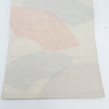 Load image into Gallery viewer, 袋帯 地紙文 シルバー系 白色ｘピンク色ｘ銀色 パステル系 全通柄 正絹 フォーマル向け 着物帯 長さ432cm