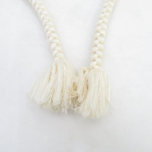 Load image into Gallery viewer, 帯締め 4本セット カジュアル 丸組 正絹 和装小物 緑色ｘ白色 着物用 まとめ売り 帯〆 多色 カラフル