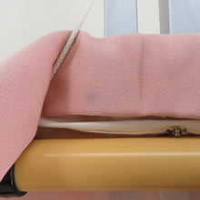 画像をギャラリービューアに読み込む, 色留袖 袷 ピンク色ｘ多色 パステル系 波にオシドリと花文様 正絹 広衿 三つ紋 片喰紋 フォーマル 仕立て上がり 身丈160cm