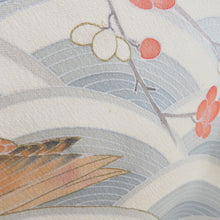 画像をギャラリービューアに読み込む, 色留袖 袷 ピンク色ｘ多色 パステル系 波にオシドリと花文様 正絹 広衿 三つ紋 片喰紋 フォーマル 仕立て上がり 身丈160cm