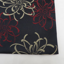 Load image into Gallery viewer, 袋帯 H・L 紺地 紺×エンジ×ベージュ 花デザイン 全通柄 ポリエステル フォーマル 仕立て上がり 着物帯 アッシュエル 振袖 訪問着 長さ475cm