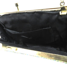 Load image into Gallery viewer, 和装バッグ ビーズバッグ グリーン系・黒花 オーロラカラー ハンドバッグ パーティーバッグ レトロ 着物バッグ 洋装 和小物