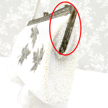 Load image into Gallery viewer, 和装バッグ ビーズバッグ 白 銀 葉柄 ハンドバッグ パーティーバッグ レトロ 着物バッグ 洋装 和小物