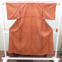 画像をギャラリービューアに読み込む, ウール着物 単衣 レッド系×多色 丸デザイン たたき調 バチ衿 カジュアルきもの 普段着物 ウールきもの 仕立て上がり 和洋ミックス 身丈147.5cm