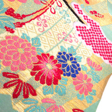 Load image into Gallery viewer, 名古屋帯 アンティーク帯 昔名古屋帯 絹 緑×多色×金彩 地紙文 花 風景 几帳 昔帯 レトロモダン 明治・大正ロマン 長さ332cm